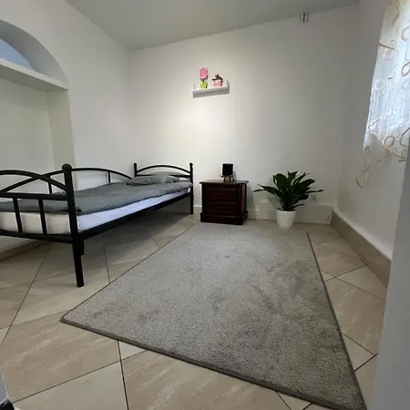 Apartment W Dworku Pod Twierdza