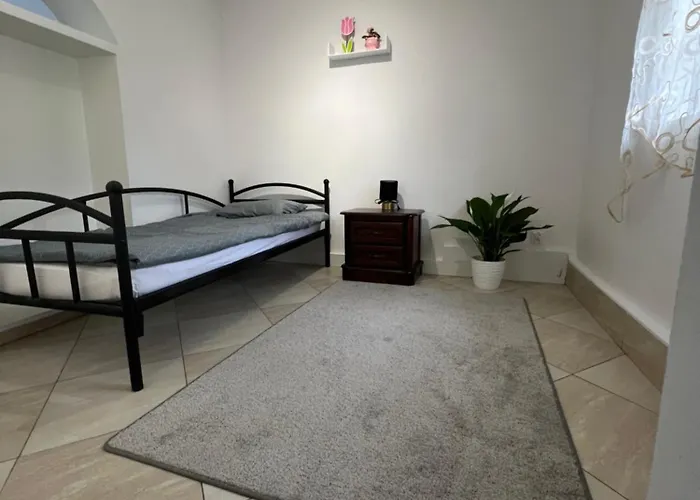 Апартаменты W Dworku Pod Twierdza